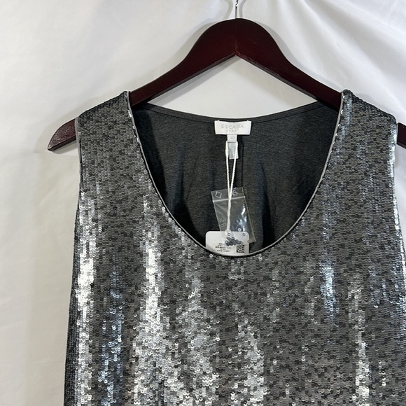 NWT ESCADA Silver Sequins Sleeveless Top
Size 42- Large - Picture 3 of 8